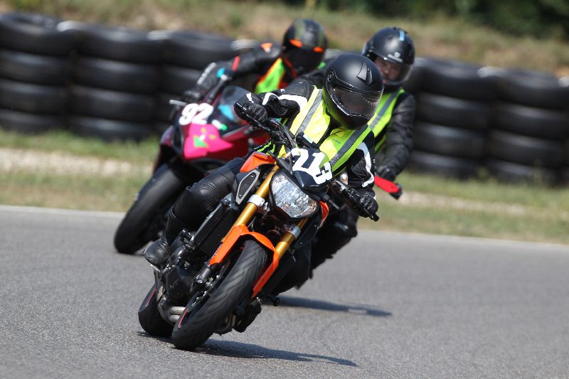 /Archiv-2018/44 06.08.2018 Dunlop Moto Ride and Test Day  ADR/Strassenfahrer-Sportfahrer grün/213